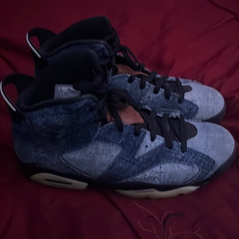 Jordan 6 blue jeans